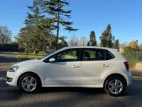 Begagnad VW Polo SE 2024 Vit Halvkombi