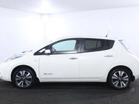 Used Nissan Leaf Tekna 80 kW (109 HP) 2017 White Hatchback