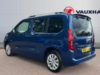 Używany Vauxhall Combo Elite 130 KM (95 kW) 2021 Niebieski Minivan