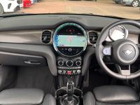 Used Mini Cooper Hatch 134 HP (98 kW) 2022 Green Hatchback