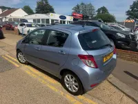 Used Toyota Yaris 2013 Blue Hatchback