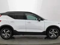 Used Volvo XC40 R-Design 161 HP (118 kW) 2022 SUV