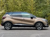 Used Renault Captur Dynamique 90 HP (66 kW) 2017 Brown/black SUV