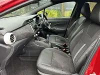 Begagnad Nissan Micra 92 HK (67 kW) 2022 Röd Halvkombi