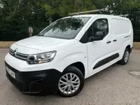 Used Citroën Berlingo 100 HP (73 kW) 2020 White MPV