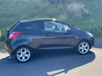 Usado Ford Ka Zetec 69 HP (50 kW) 2015 Preto Citadino