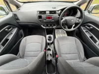 Used Kia Rio Air 75 HP (55 kW) 2013 Silver Hatchback