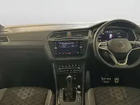 Second-hand VW Tiguan R-line 245 CP (180 kW) 2023 Alb SUV