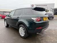 Used Land Rover Discovery Sport SE 180 HP (132 kW) 2016 Green SUV