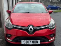 Used Renault Clio Dynamique 75 HP (55 kW) 2017 Red Hatchback