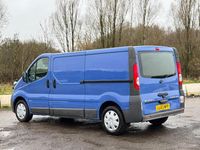 Used Vauxhall Vivaro 115 HP (84 kW) 2014 Blue MPV