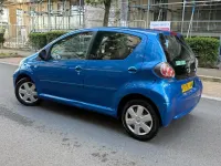 Used Toyota Aygo 67 HP (49 kW) 2009 Blue Hatchback