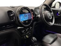 Used Mini Cooper Countryman Classic 220 HP (161 kW) 2022 Chili red SUV