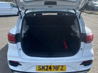 Used MG ZS Excite 106 HP (77 kW) 2024 White SUV