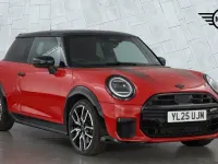 Used Mini Cooper Hatch 113 kW (154 HP) 2025 Red Hatchback