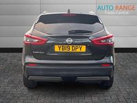 Used Nissan Qashqai N-Connecta 115 HP (84 kW) 2019 Black SUV