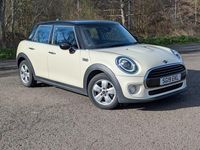 Used Mini Cooper Classic 136 HP (100 kW) 2019 White Hatchback