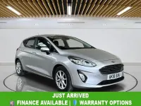 Usado Ford Fiesta Zetec 85 HP (62 kW) 2018 Prateado Citadino