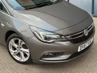 Used Vauxhall Astra SRi 105 HP (77 kW) 2017 Grey Hatchback