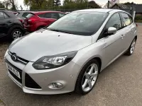 Begagnad Ford Focus Titanium 2014 Silver Halvkombi