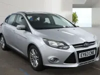 Begagnad Ford Focus Titanium 115 HK (84 kW) 2013 Silver Halvkombi