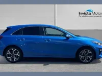 Used Kia Ceed 138 HP (101 kW) 2019 Blue Hatchback