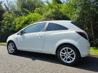 Used Vauxhall Corsa 2011 White Hatchback