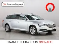 Usado Skoda Superb SE Technology 218 CV (160 kW) 2021 Plateado Familiar