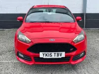 Used Ford Focus ST 185 HP (136 kW) 2015 Red Hatchback