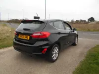 Begagnad Ford Fiesta Zetec 2018 Svart Halvkombi