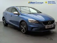 Used Volvo V40 R-Design Pro 122 HP (89 kW) 2018 Blue Hatchback