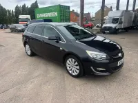 Used Vauxhall Astra Elite 165 HP (121 kW) 2014 Black Estate