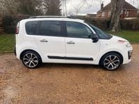 Used Citroën C3 Picasso Platinum 100 HP (73 kW) 2016 White MPV
