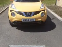 Used Nissan Juke Tekna 2014 Yellow SUV