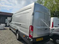 Begagnad Ford Transit Trend 130 HK (95 kW) 2024 Silver Van