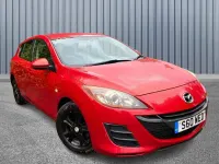 Used Mazda 3 2011 Red Hatchback