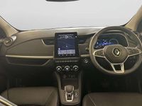 Used Renault Zoe Iconic 100 kW (136 HP) 2024 Hatchback