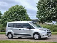 Used Ford Tourneo Connect Zetec 120 HP (88 kW) 2017 Silver MPV
