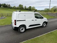 Used Toyota Proace Active 100 HP (73 kW) 2023 White MPV