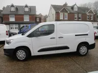 Used Vauxhall Combo 100 HP (73 kW) 2024 White MPV