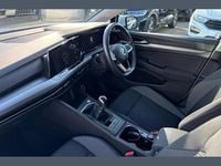 Used VW Golf VIII Active 110 HP (80 kW) 2022 Pure white Hatchback