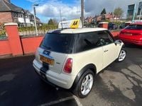 Used Mini ONE 2004 White Hatchback