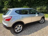 Used Nissan Qashqai Acenta 117 HP (86 kW) 2013 Silver SUV