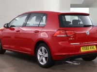 Begagnad VW Golf VII Match 2015 Röd Halvkombi