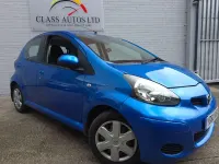 Gebraucht Toyota Aygo 68 PS (50 kW) 2010 Blau Kleinwagen
