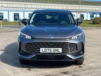 Usado MG HS Trophy 224 HP (164 kW) 2025 Cinzento SUV