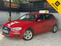 Begagnad Audi A3 2017 Röd Halvkombi