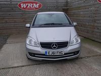 Begagnad Mercedes A160 Classic 95 HK (69 kW) 2012 Silver Halvkombi