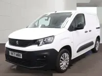 Used Peugeot Partner 131 HP (96 kW) 2022 White MPV