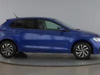 Used VW Polo Life 95 HP (69 kW) 2024 Blue Hatchback